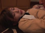 相澤南被超級討厭的繼父無套插進去